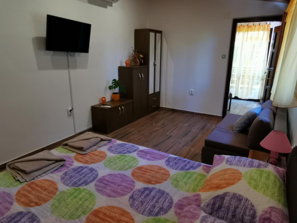 Apartment Kika Ližnjan 外观 照片